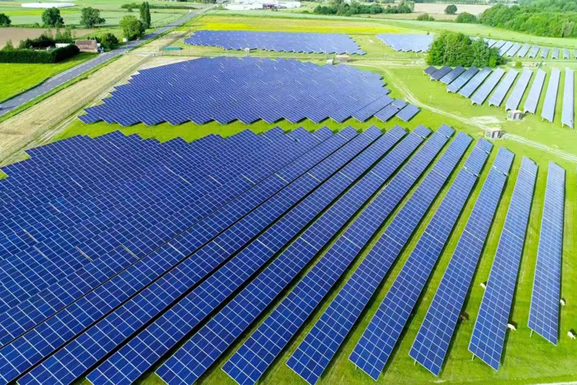 碳足迹优势显著，HJT每年可减少1亿吨碳排量